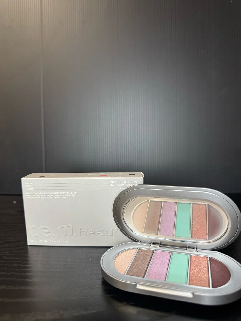 R.E.M Beauty Midnight Shadows Eyeshadow Palette